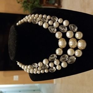 Costume 3 strand pearl necklace